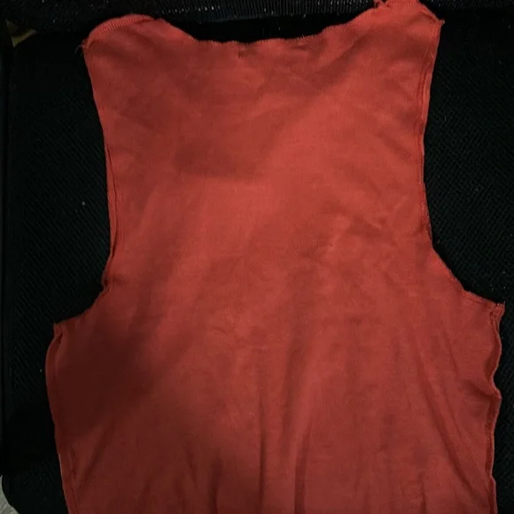 Red Legendary Rider Tank - Picture 4 of 4